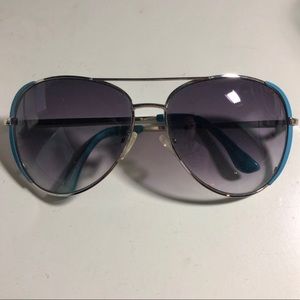 Blue Rim Aviator Sunglasses